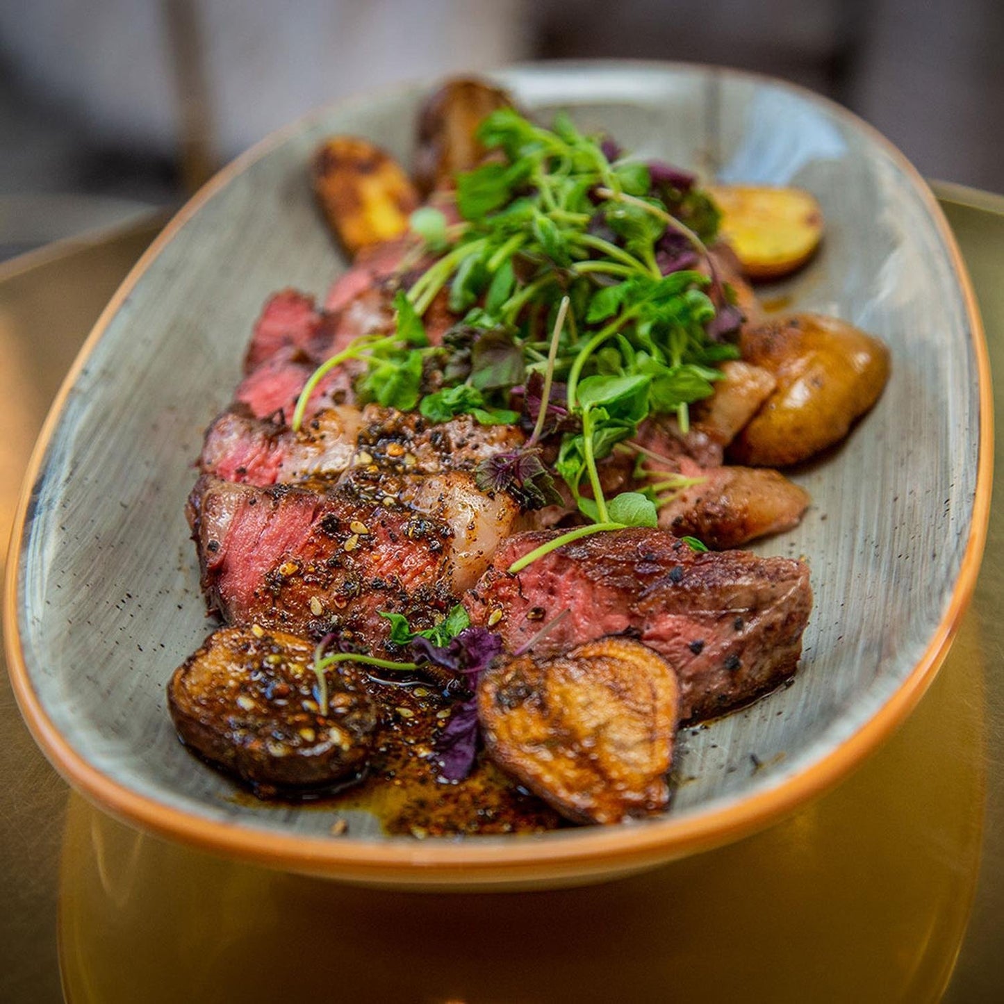 Space 9.5" x 5.5" x h:1.25" Oval Gray Vitrified Platter