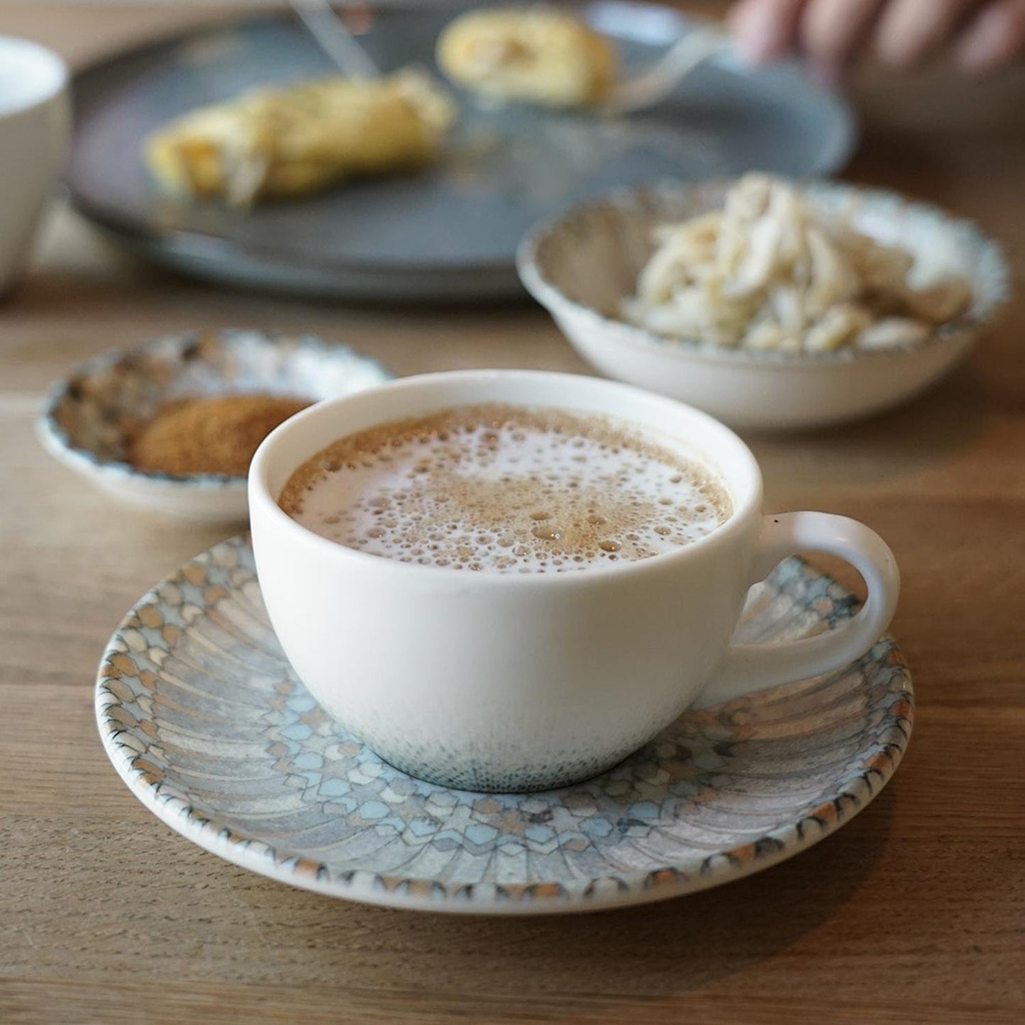 Sway dia.3.75" h:2.25" 8 oz. Round Matte White Vitrified Cup