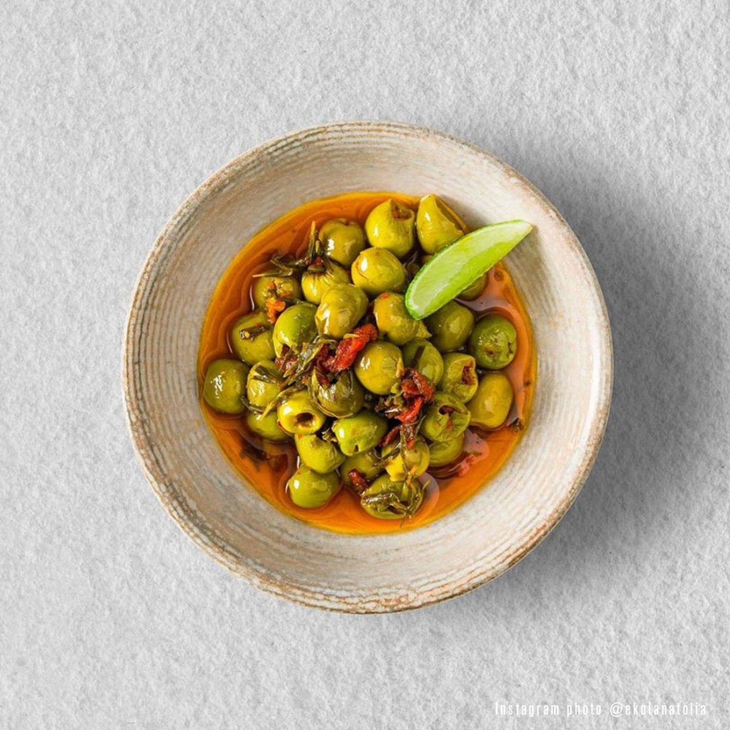Turgla Vitrified Patera dia.6.25" h:2" 13 oz. Round Decorated Vitrified Bowl - Case Pack: 12